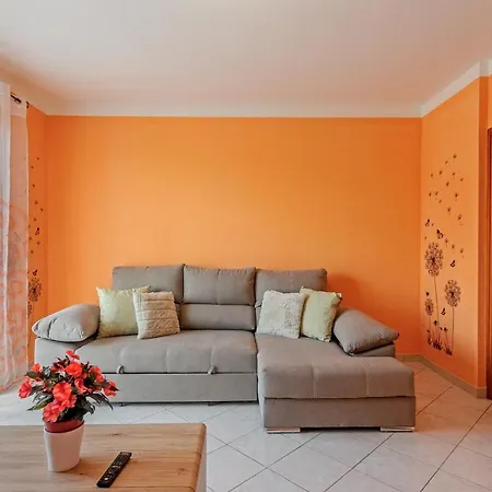 Casa Leah *